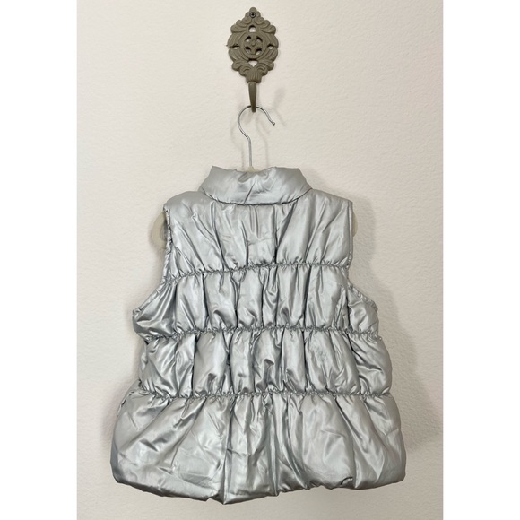 Buffalo David Bitton • Girls Metallic Silver Quilted Sleeveless Puffer Vest - Picture 9 of 12